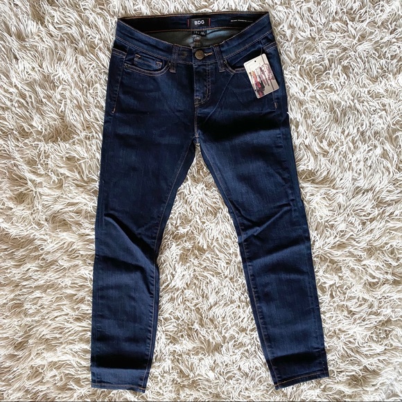 BDG Cigarette Grazer Jeans - Picture 4 of 7